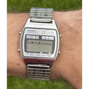 VTG 1980s SEIKO A639-5009 LCD CHRONOGRAPH WATCH GOLD TONE Dead Battery